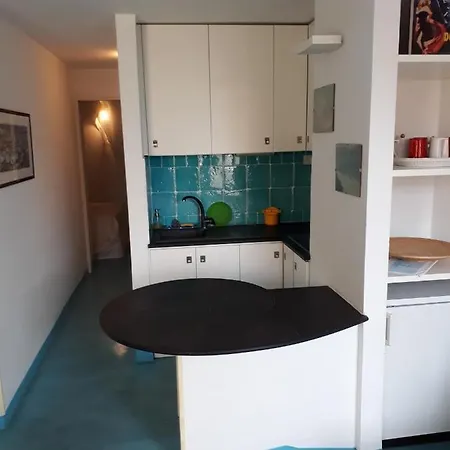 Porto 3 *
